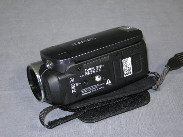 Canon FS200 Digital Flash Memory Video Camera Camcorder 5