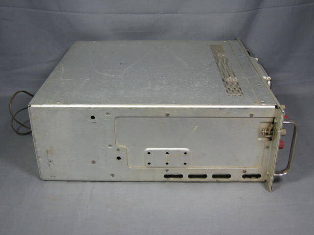 Tektronix RM 561A Oscilloscope 3A1 Dual Trace Amp 3T77 4