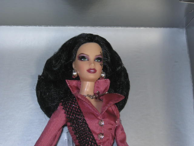 2010 Barbie Convention Rockers Reunion Tour Doll NRFB 1