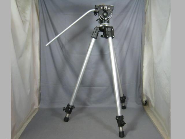 Bogen Manfrotto Professional Video Camera Tripod 3061 Head 116 116MK2 Tilt Pan