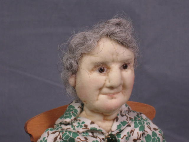 VINTAGE 1973 Gwen Flather Marm Fabric Portrait Doll NIADA GSDC New Hampshire NR 2