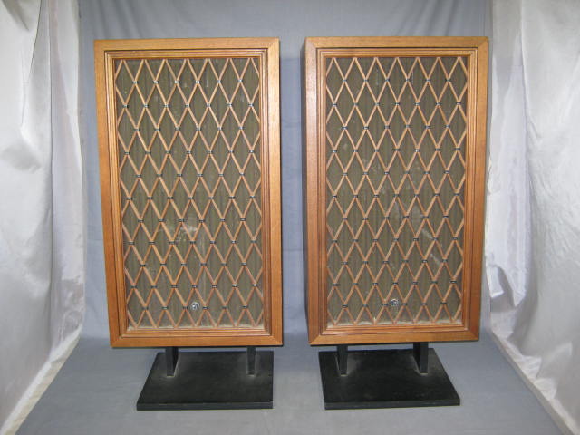 Vtg Pioneer Model CS 77A CS77A Stereo Speakers + Stands