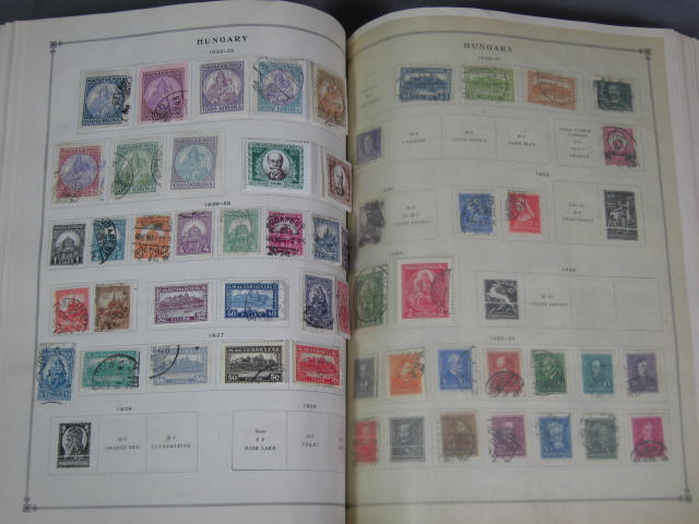 Scott International Postage Stamp Albums Part I + II NR 42