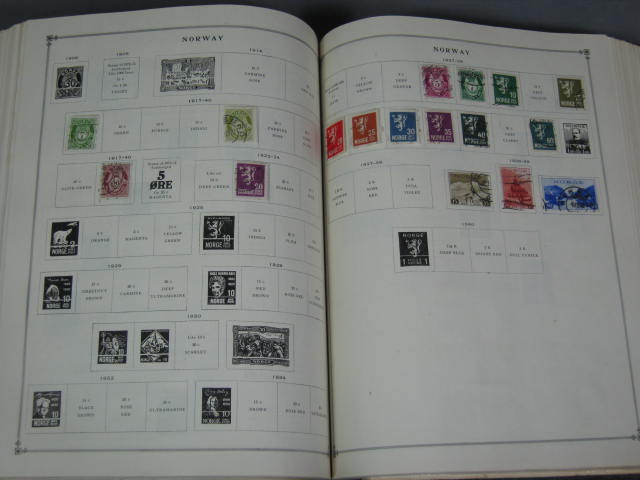 Scott International Postage Stamp Albums Part I + II NR 59