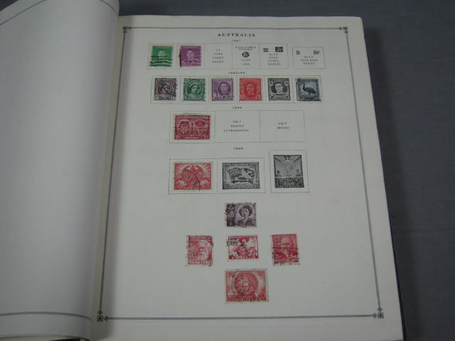 Scott International Postage Stamp Albums Part I + II NR 35