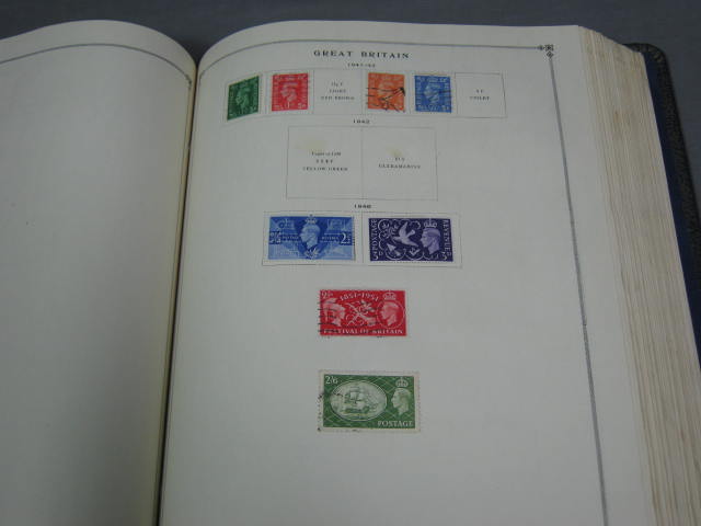 Scott International Postage Stamp Albums Part I + II NR 51