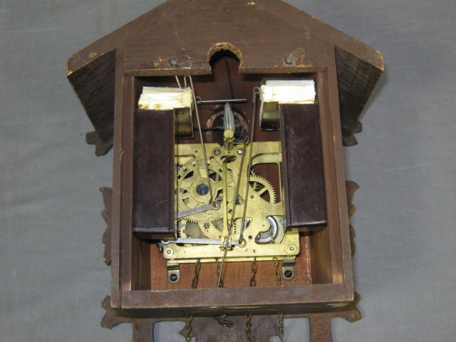 Vtg Lux Cuckoo Clock W/Weights +Pendulum Waterbury Conn 6