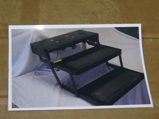 Kwikee 32 Series Electric Double RV Vehicle Step Stairs