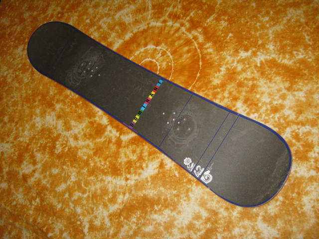 2007/2008 Burton Dominant 42 142cm Snowboard Board Used