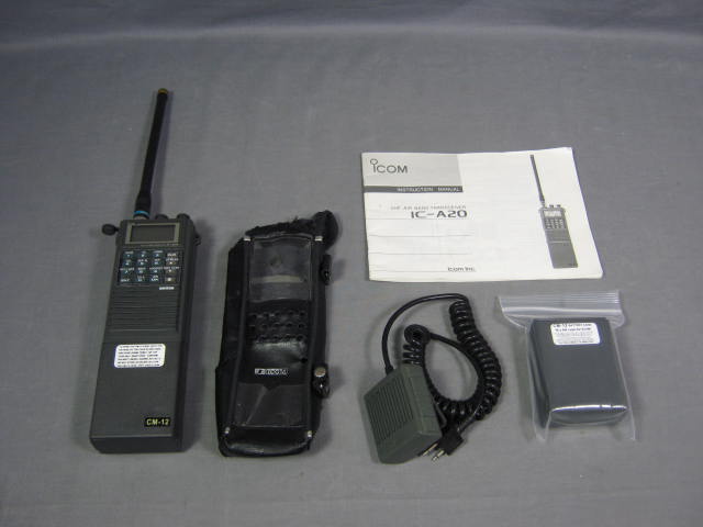 ICOM IC-A20 VHF Air Band Transceiver W/ CM 12 Maxon Mic