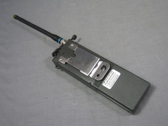ICOM IC-A20 VHF Air Band Transceiver W/ CM 12 Maxon Mic 4