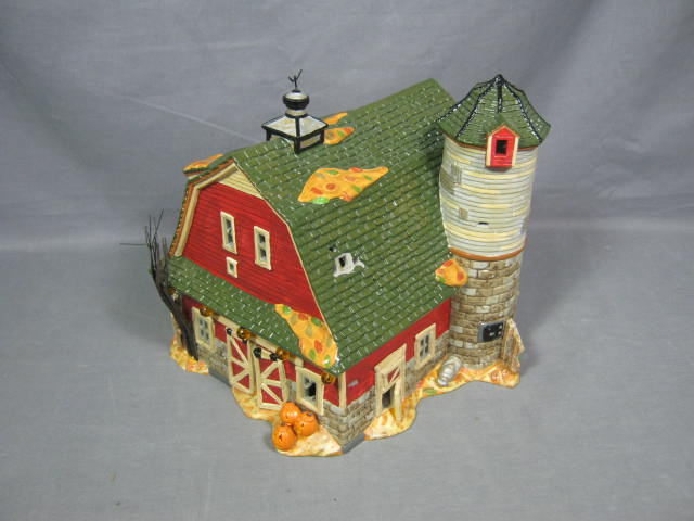 Dept 56 Snow Village Halloween Haunted Barn W/ Box NR! 3