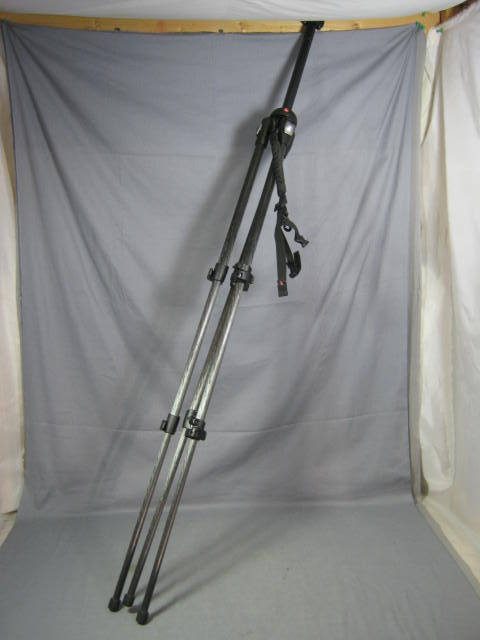 Manfrotto 190MF3 Magfiber Carbon Fiber 3 Section Tripod 5