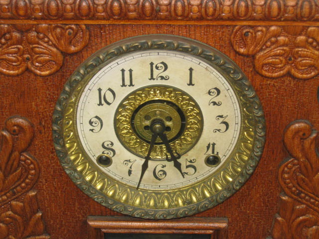 Antique Ingraham Wooden 8 Day Mantle Mantel Shelf Clock 1