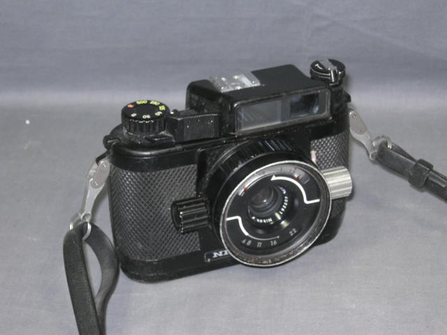 Nikonos-III Underwater 35mm Film Camera W/ Accessories 2