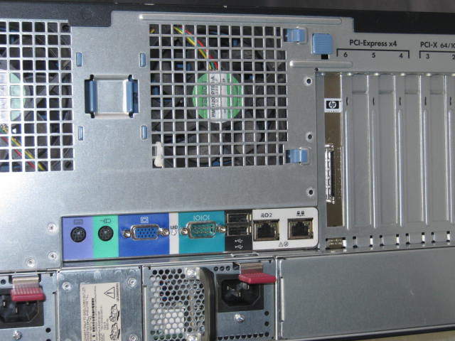 HP ProLiant ML350 G5 Server 3.2GHz 4x146GB Ultrium448 + 8
