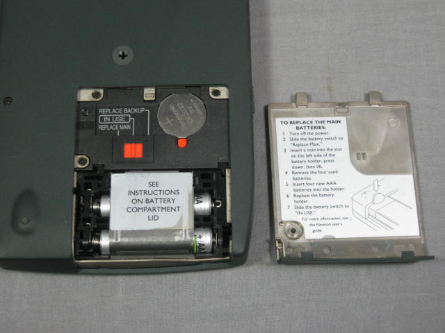 Apple Newton Messagepad H1000 PDA W/ Manual Case Stylus 4