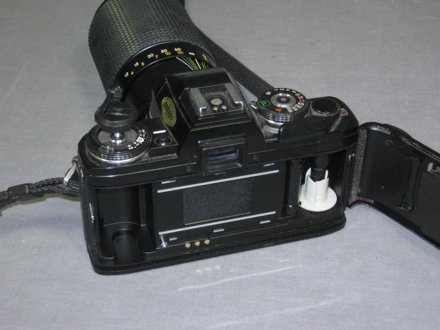 Minolta X700 35mm SLR Film Camera 80-200 Zoom 50mm Lens 6
