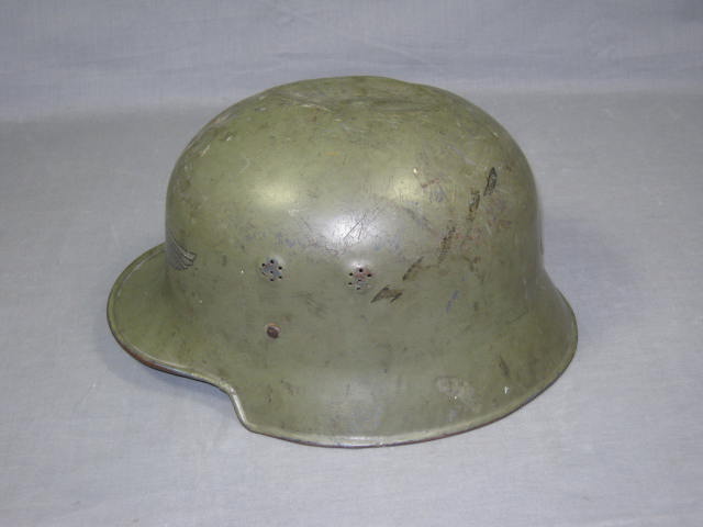 Vtg Original 1940s WWII German Luftschutz Combat Helmet