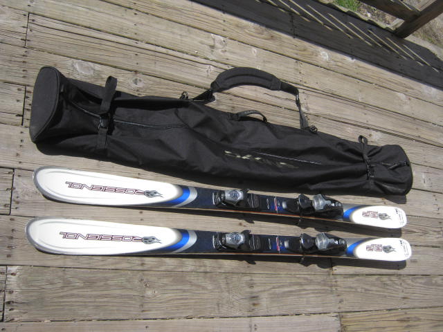 Rossignol B2 Bandit 160cm Skis W/Bindings Dakine Bag NR