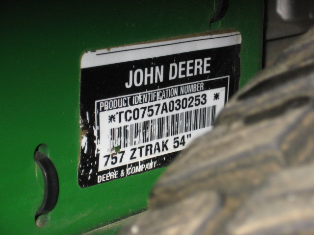 2004 John Deere Z-Trak 757 Zero Turn Mower Only 108 Hrs 14