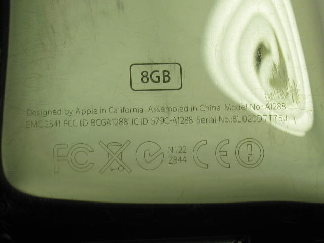 Apple iPod Touch 3rd Gen Generation 8GB MC086LL/A A1288 4