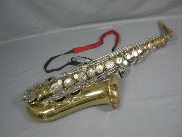 Selmer Bundy II Alto Student Saxophone Sax W/ Case NR! 1