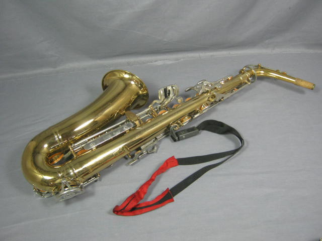 Selmer Bundy II Alto Student Saxophone Sax W/ Case NR! 2