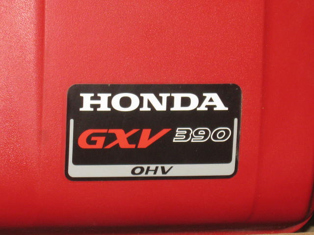 Honda GXV 390 13Hp OHV Vertical Shaft Engine W/ 25 Hrs 2