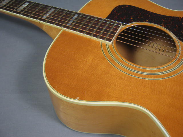Guild F40 BLD Blond Acoustic Guitar W/ Pickup Hard Case 3