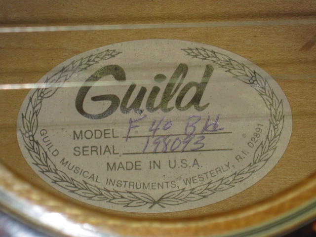 Guild F40 BLD Blond Acoustic Guitar W/ Pickup Hard Case 4