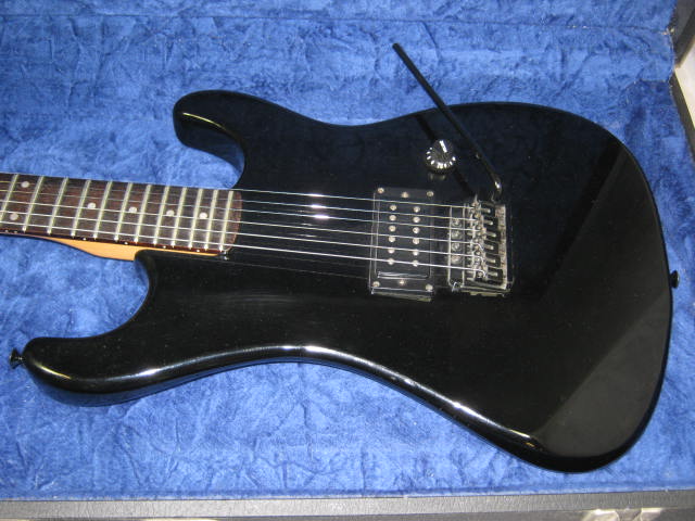 Vtg Kramer Striker 100ST Electric Guitar Hard Case +NR 1