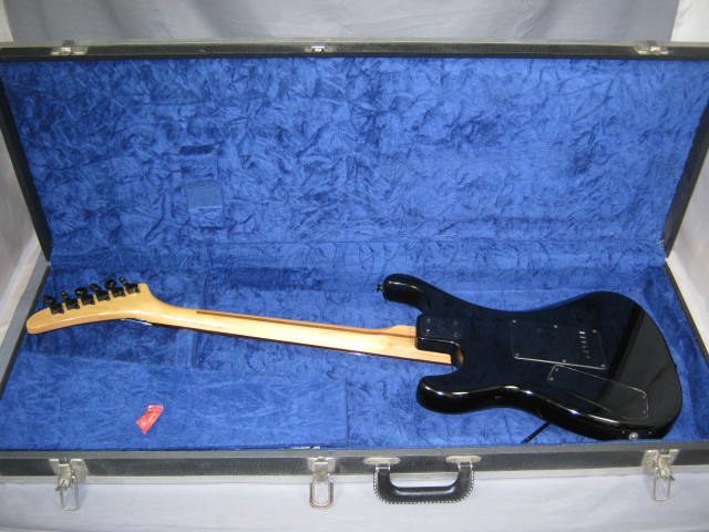 Vtg Kramer Striker 100ST Electric Guitar Hard Case +NR 7