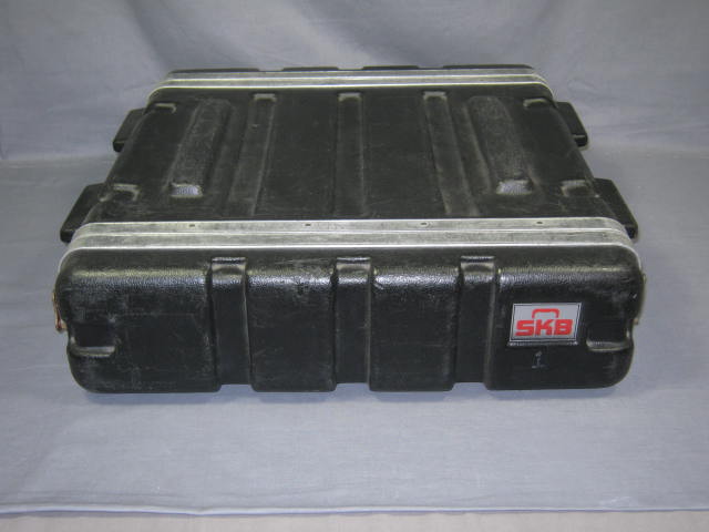 SKB SKB19-2U Standard 2-Space Molded Effects Rack Case