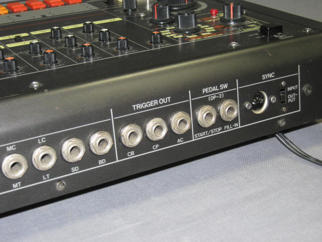 RARE Vtg Roland TR-808 Analog Drum Machine W/ Manual NR 6