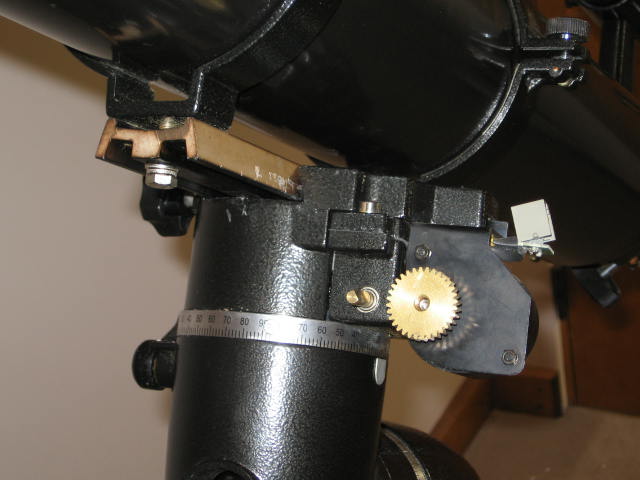 Orion SkyView Pro 120mm EQ Refractor Telescope + Mount 14