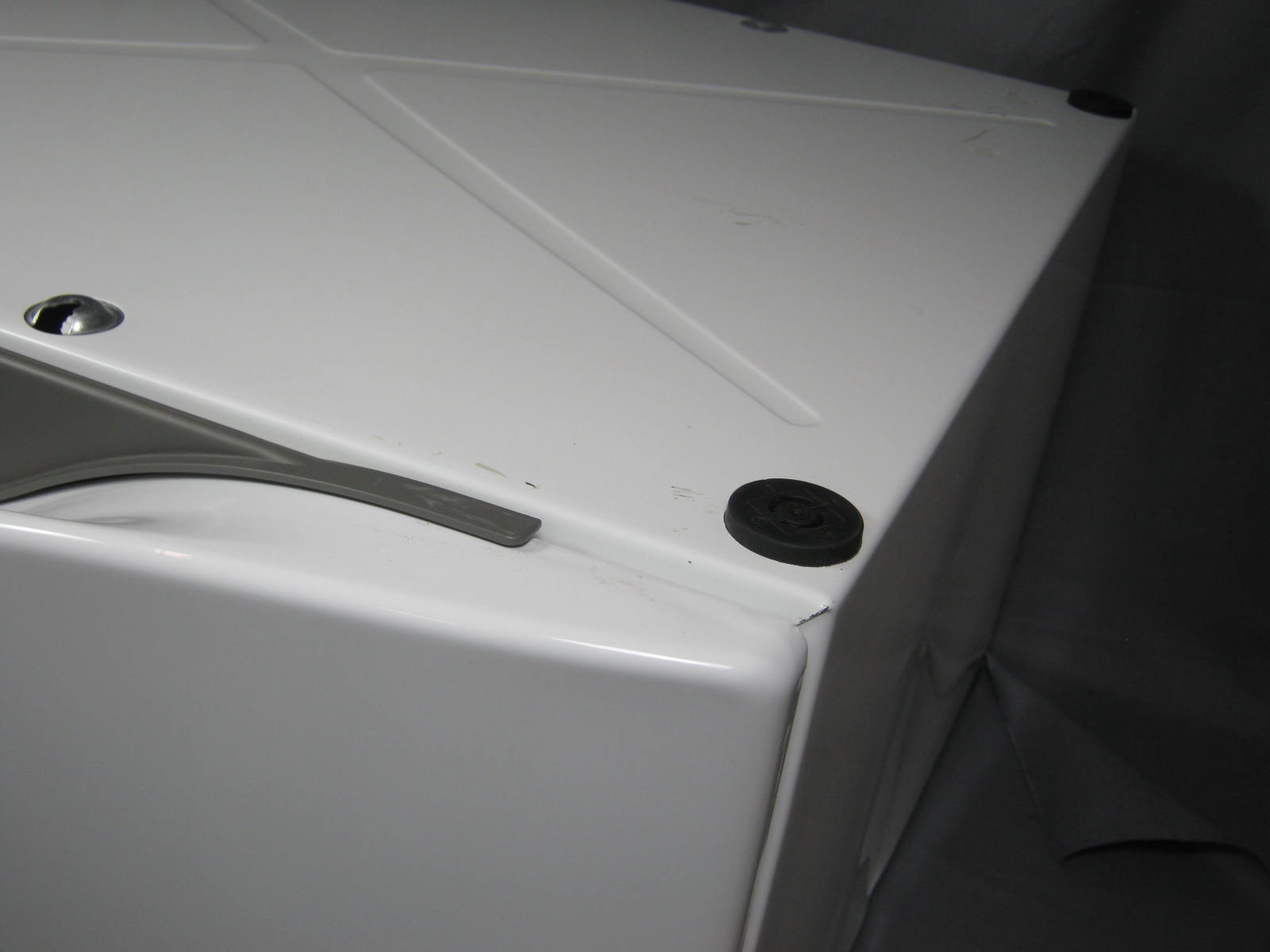 Whirlpool 15.5 White Laundry Storage Pedestal XHP1550VW 3