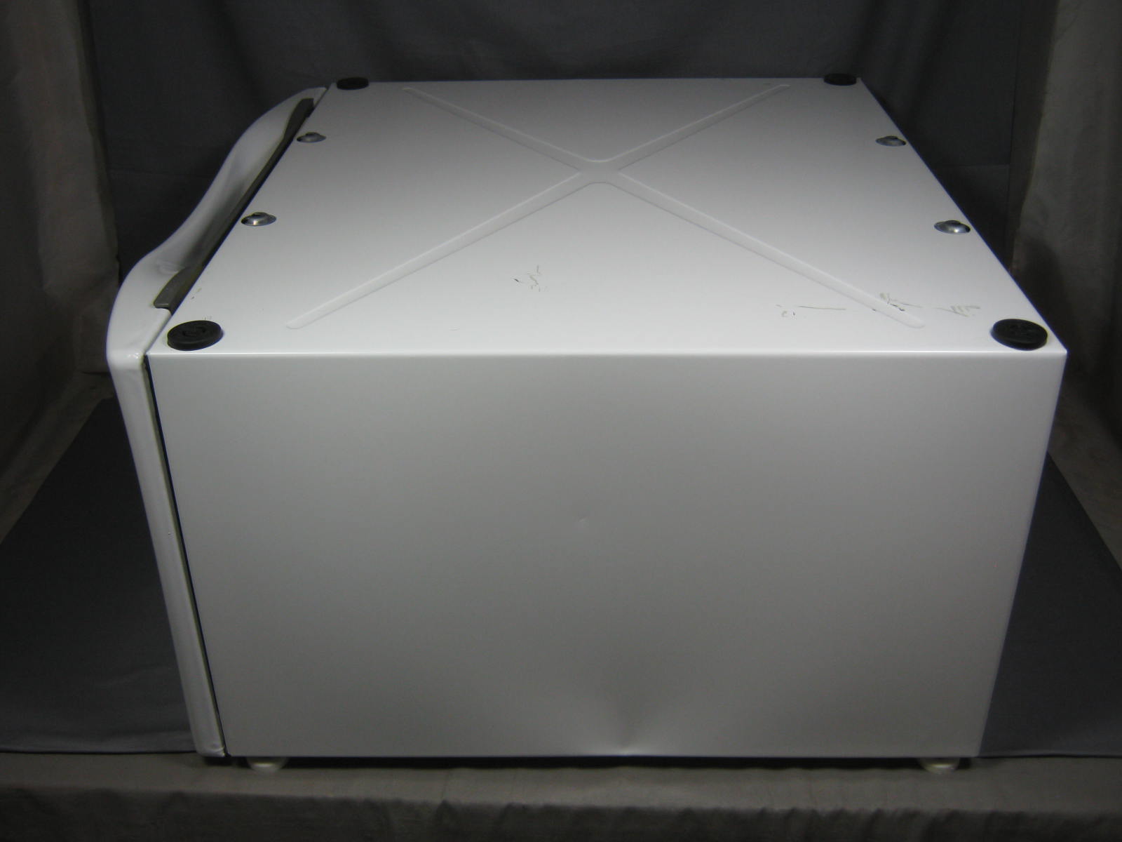 Whirlpool 15.5 White Laundry Storage Pedestal XHP1550VW 6