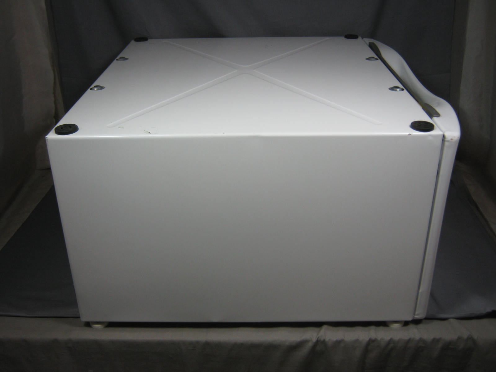 Whirlpool 15.5 White Laundry Storage Pedestal XHP1550VW 7
