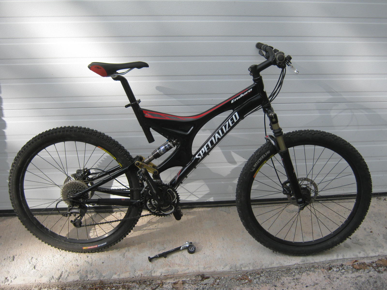 02 Specialized Enduro Expert FSR Mountain Bike +Upgrade 7