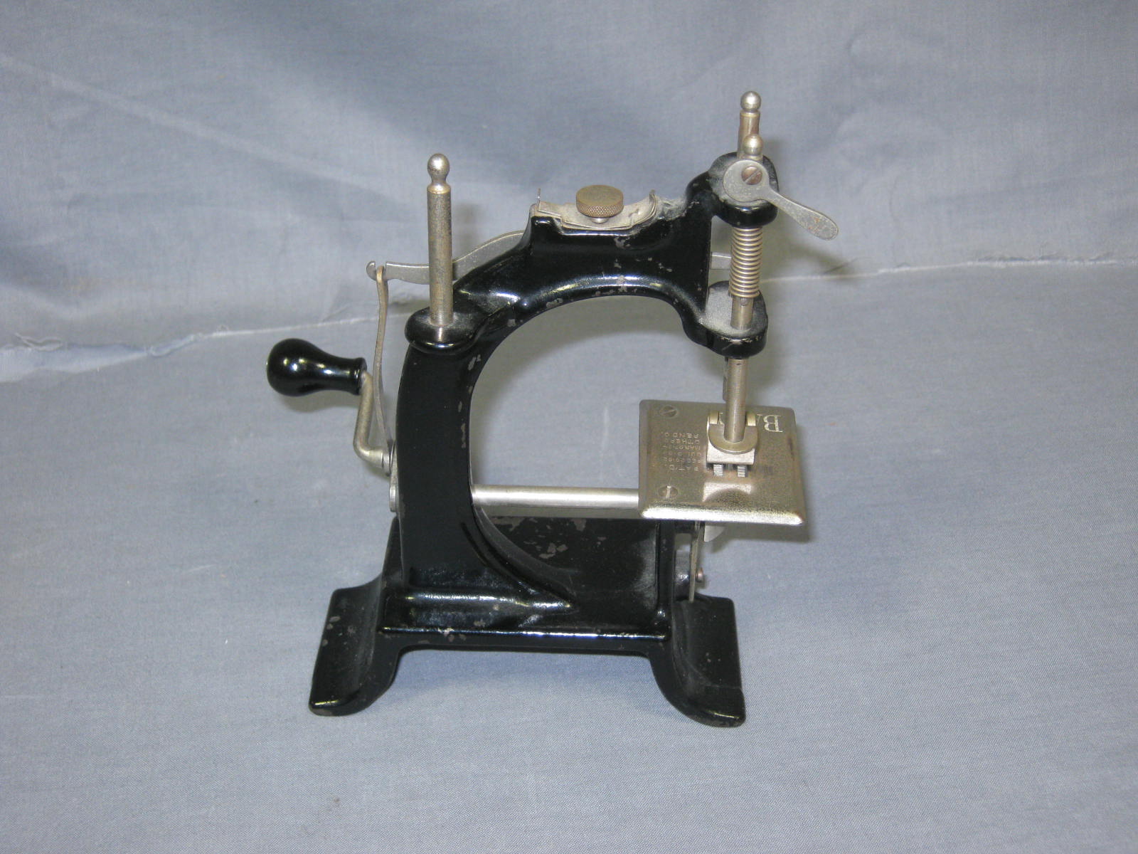 Vtg Antique Baby Hand Crank Miniature Mini Sewing Machine Pat
