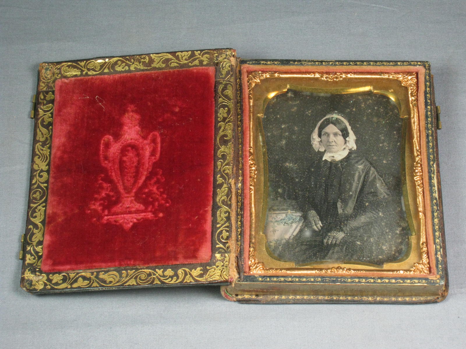 Antique Daguerreotype Photo Mother Of Pearl Frame Case