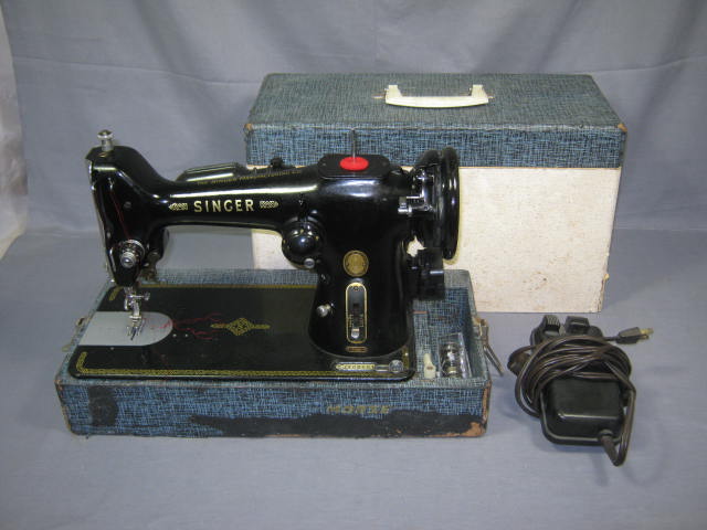 Vtg Antique Singer 206K Zig Zag Sewing Machine W/ Case
