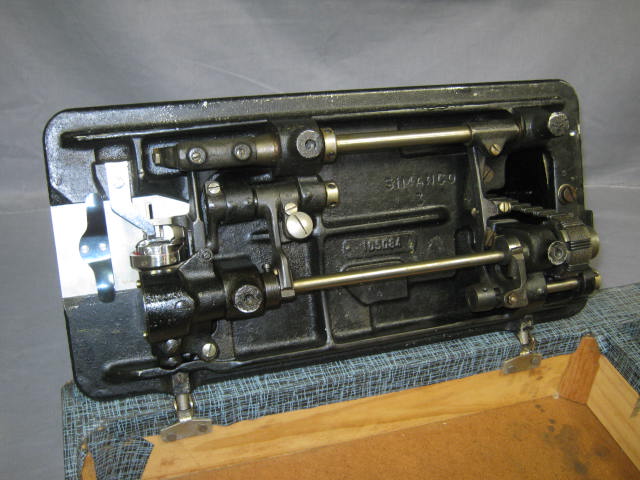 Vtg Antique Singer 206K Zig Zag Sewing Machine W/ Case 4