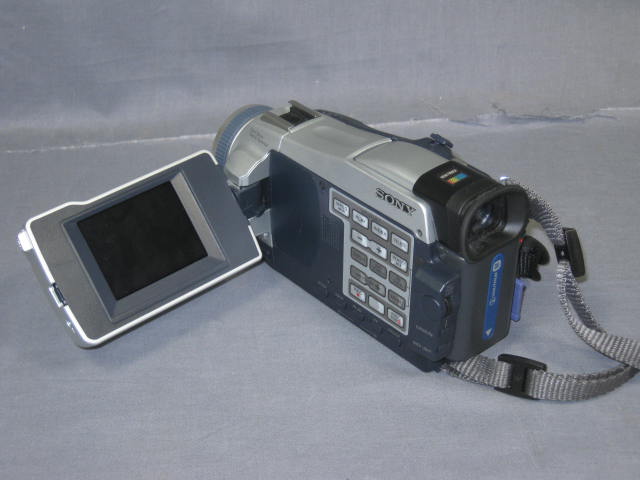 Sony Mini DV DCR-TRV18 Digital Handycam Video Camcorder 2