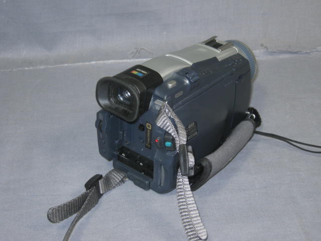 Sony Mini DV DCR-TRV18 Digital Handycam Video Camcorder 4
