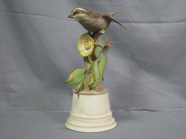 Boehm White Throated Sparrow Bird Figurine 430-P NO RES