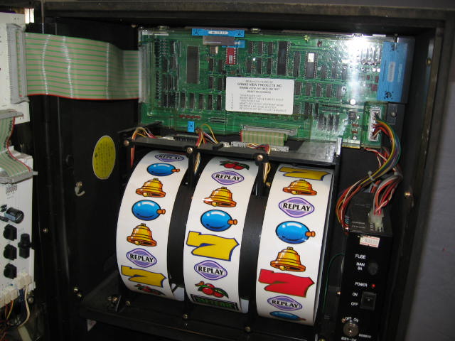 Olympia Red Meteor Pachislo Casino Slot Machine +Tokens 7
