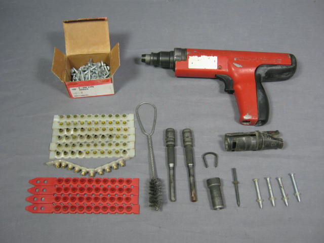Hilti DX 35 Powder Actuated Nail Stud Gun Tool Kit + NR 1