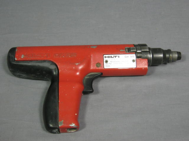 Hilti DX 35 Powder Actuated Nail Stud Gun Tool Kit + NR 3